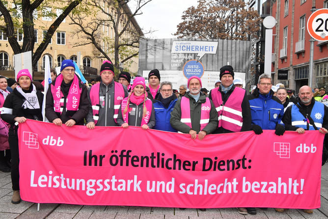 Demonstration BBW Stuttgart 30.11.2023